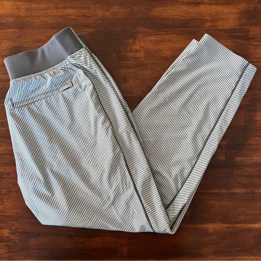 Athleta Brooklyn Pants Textured Ankle Gray Striped Women’s 4